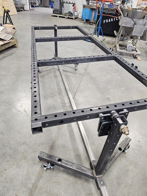 Welding Jig, Welding Table Diy, Welding Tables, Diy Cnc Router, Chassis Fabrication, Welding Shop, Camping Inspiration, Metal Fab, Fabrication Tools