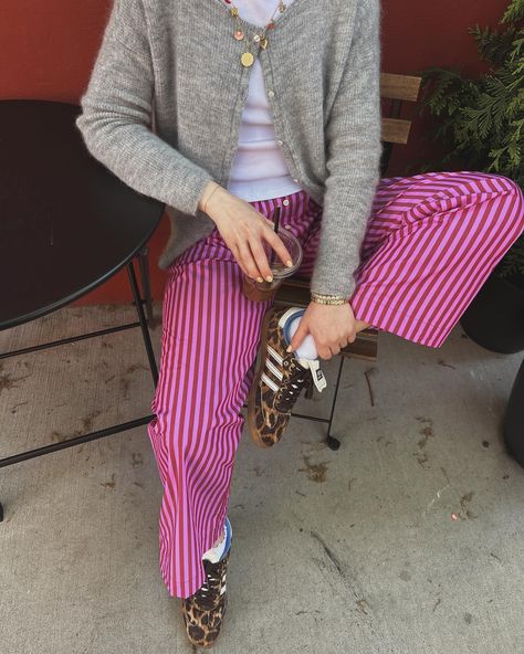 iced coffee season !!! 🩷 outfit: https://liketk.it/4FyF6 🏷️ spring fashion, spring style, summer style, spring outfit ideas, spring style inspo, boxer pants, Pinterest aesthetic, Pinterest girl, summer outfit ideas Spring Fashion Aesthetic, Classic Striped Spring Pants, Spring Boxers Outfit, Boxer Pants Outfit, Spring Wide-leg Knit Pants, Summer Outfits 2024, Spring Plaid Wide-leg Pants, Spring Striped Wide-leg Pants, Mixing Patterns Fashion