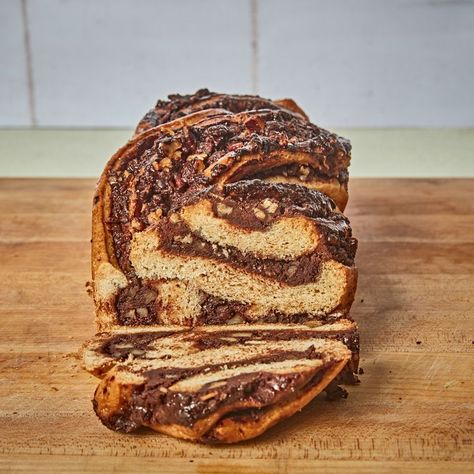 Babka Recipe, Swirl Bread, Chocolate Babka, Whole Grain Flour, Rye Flour, Cocoa Nibs, Cinnamon Bread, Rye Bread, Chocolate Cinnamon