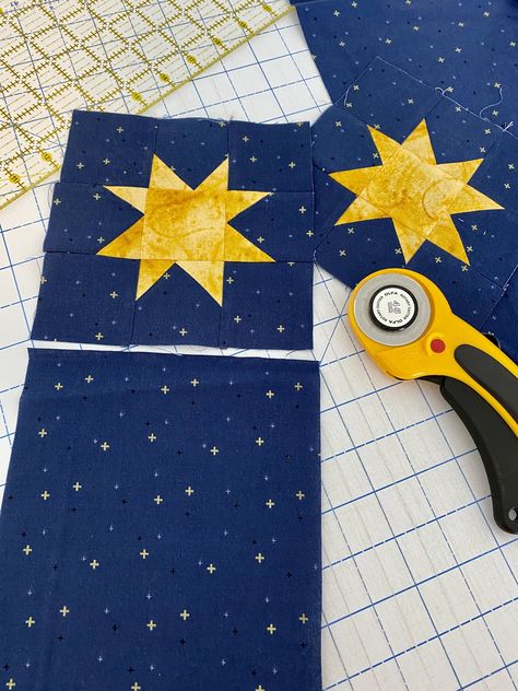 Starry Border Panel Quilt Riley Blake Fabric Panels, Horizontal Quilt Panel Ideas Layout, Quilt Panel Border Ideas, Quilt Settings, Space Quilt, Missouri Quilt, Panel Ideas, Panel Quilt Patterns, Quilt Borders