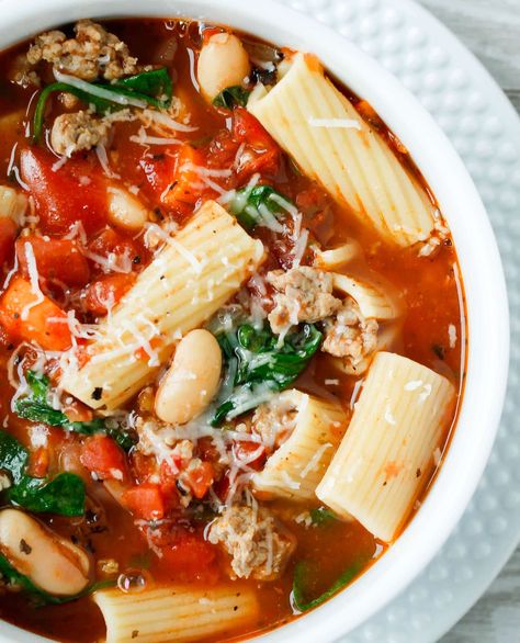 Rigatoni Soup, Sausage And Rigatoni, Homemade Vegetable Beef Soup, Quick Soup Recipes, Quick Soup, Beef Soup Recipes, Vegetarian Soup Recipes, Quick And Easy Soup, Vegetable Beef Soup