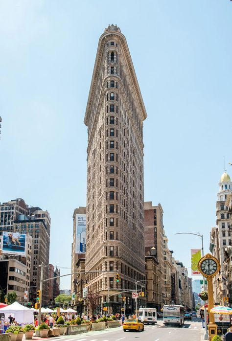 50 Iconic Buildings Around the World You Need to See Before You Die | Architectural Digest The Flatiron Building — New York City, USA Famous Architecture Buildings, Flatiron Building Nyc, Flat Iron Building, Inspo Drawing, New York Buildings, New York Architecture, Famous Architecture, Building Photography, Flatiron Building