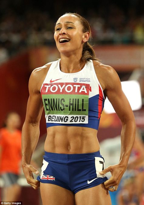 Jessica resumed training in November but it took time to lift the weights that give her such rock-hard abs Jess Ennis, Soccer Instagram, Jessica Ennis Hill, Hill Pictures, Marathon Inspiration, Jessica Ennis, Running Body, Heptathlon, World Athletics