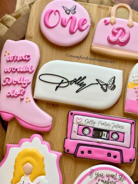 Dolly Parton Themed 1st Birthday Party, Dolly Parton 2nd Birthday Party, Dolly Parton Cake Ideas, Dolly Parton Cookies Decorated, Dolly Parton Kids Birthday Party, Dolly Parton First Birthday, Dolly Parton 1st Birthday Party, Dolly Parton Cookies, Dolly Parton Birthday Party Theme