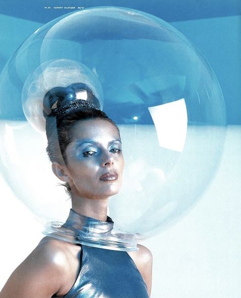 Roberta Core, Futuristic Photoshoot, Heather Stewart, Electric Relaxation, Y2k Futurism, Dead Bird, Futuristic Aesthetic, Space Fashion, Fashion Forecasting