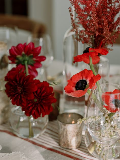 Burgundy dahlia and red anemone bud vases Red Floral Table Arrangements, Red Floral Centerpieces, Burgundy Dahlia, Red Anemone, Vegas Night, Flower Vases Decoration, Prom 2024, Italian Dinner, Table Scape