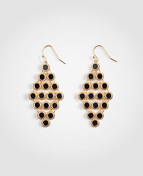 Shimmering Drop Earrings, featuring a chandelier design with gold metal and black mother-of-pearl discs. Black and Gold Diamond pattern Modern, Day to Night style, simple but not boring Pearl Chandelier Earrings, Pearl Chandelier, Chandelier Design, Style Challenge, Fashion Night, Online Earrings, Chandelier Earrings, Diamond Pattern, Mother Of Pearl