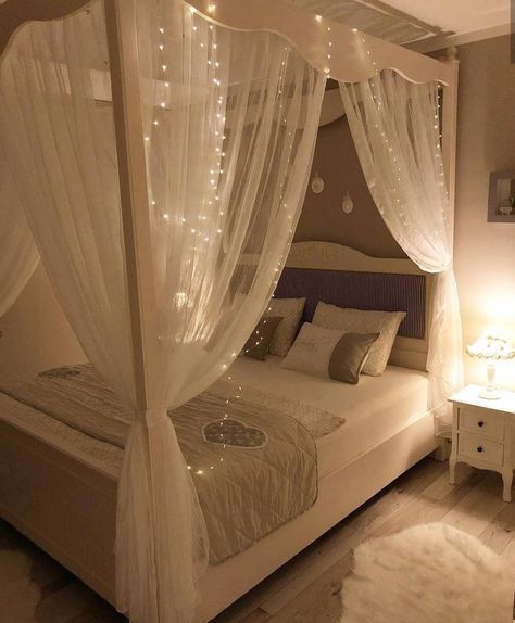 Romantic Bedroom Lighting, Bedroom Decor Romantic, Luxury Room Decor, Room Decor Aesthetic, Redecorate Bedroom, Cozy Room Decor, Luxury Rooms, Room Makeover Bedroom, Dream Room Inspiration