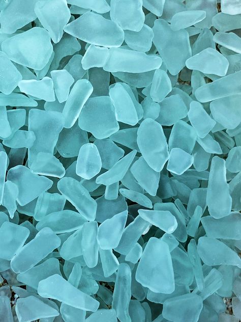 Light Aqua Aesthetic, Aqua Color Aesthetic, Light Cyan Aesthetic, Aqua Asthetic, Light Teal Aesthetic, Light Teal Wallpaper, Sea Glass Wallpaper, Aqua Aesthetic, Sea Shell Wedding Decor