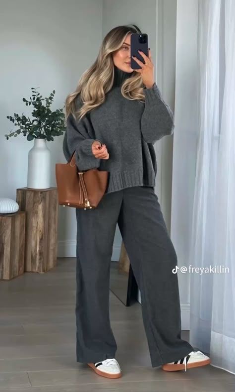 Outfit Jeans, Looks Street Style, Cold Weather Outfits, Fashion Mistakes, Winter Essentials, Autumn Outfit, Business Casual Outfits, Mode Inspiration, Winter Fashion Outfits