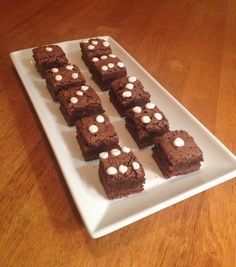 Brownie dice Dice Brownies, Casino Themed Party, Bunco Ideas, Casino Birthday Party, Musical Gifts, Vegas Theme Party, Casino Birthday, Casino Night Food, Las Vegas Party