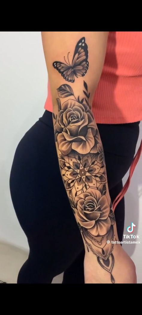 Half Arm Sleeve Tattoo, Arm Tattoos Black, Fierce Tattoo, Side Hand Tattoos, Arm Sleeve Tattoos For Women, Cute Hand Tattoos, Small Forearm Tattoos, Mom Tattoo Designs, Tattoos For Women Half Sleeve