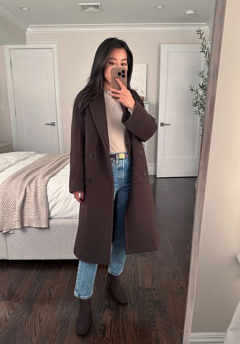 Aritzia Coats Petite Try Ons - Slouch, Constant Long Pea Coat Outfits, Babaton Slouch Coat, Slouch Coat Aritzia, Women Trench Coat Outfits, Gray Trench Coat Outfit, Aritzia Winter Jacket, Peacoat Womens Outfit, Petite Winter Coats, Slouch Coat