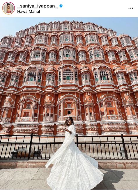 Trip Outfit Summer, City Palace Jaipur, Jaipur Travel, India Travel Places, Travel Pose, Vacation Outfits Women, Travel Infographic, Travel Inspiration Destinations, Travel Pictures Poses