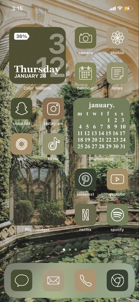 Sage Green Homescreen Aesthetic, Green Wiget Idea, Sage Green Iphone Layout Ideas, Iphone Aesthetic Screen Layout, Green Ios Wallpaper Aesthetic, Homescreen Ideas Green Aesthetic, Ios 16 Wallpaper Sage Green, Iphone Widgets Ideas Green, Green Phone Screen Aesthetic