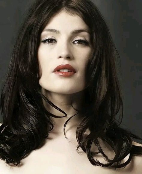 Gemma Arterton, Pretty Faces, Kate Moss, Brunettes, Pretty Face, Film, Hair Styles, Makeup, Hair