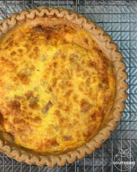 Cheese Quiche Recipe, Vanilla Sheet Cakes, Ham And Cheese Quiche, A Southern Soul, Breakfast Quiche Recipes, Quiche Recipes Easy, Cheese Quiche, Mother's Day Brunch, Breakfast Quiche