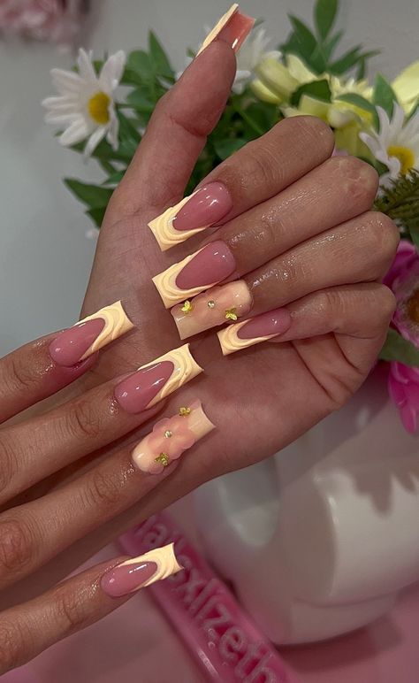 Nail Designs Mid Length, Dope Nail Designs Mid Length, Trippy Draws, Italy Nails, Nail Designs Bling, Natural Looking Nails, Bridal Nails Designs, Super Cute Nails, Nails Now