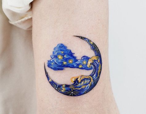 Van Gogh Moon Tattoo, Can Gogh Tattoo, Night Sky Tattoo Color, Starry Night Van Gogh Tattoo, Minimalist Witch Tattoo, Starry Night Tattoos, Starry Night Inspired Tattoo, Starry Night Minimalist Tattoo, Vangoh Arts Tattoo