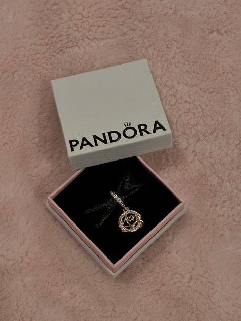 #pandora #charm #love #jewelry #accessories #mom #gift Love Jewelry, Pandora Charm, Pandora Charms, Mom Gift, Jewelry Accessories, Gifts