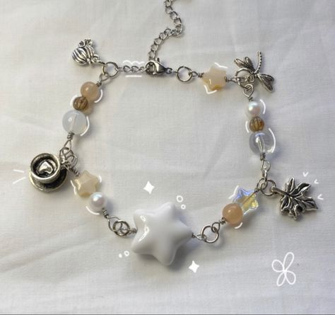 Gilmore Girls inspired bracelet ☆ Gilmore Girls Bracelet, Gilmore Girls Jewelry, Girls Bracelet, Yellow Star, Beach Bracelets, Girl Inspiration, White Acrylic, White Acrylics, Bracelet Handmade