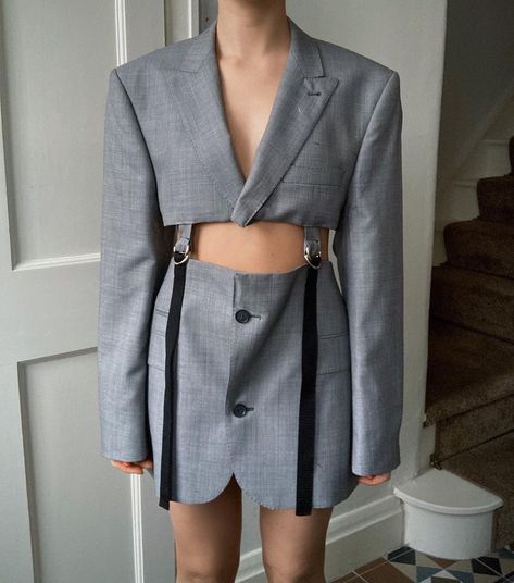 SARAH O ROBINSON. (@sarah_o_robinson) posted on Instagram: “Grey strap suit set • Custom order . . . . . . #upcycle #upcycling #upcycled #sustainable #sustainablefashion #blazer #fashion…” • Nov 30, 2020 at 6:16pm UTC Reworked Skirt, Classic Trousers, Contact Page, Upcycled Fashion, Jeans Diy, Thrift Fashion, Of Model, Beautiful Skirts, Tailored Pants