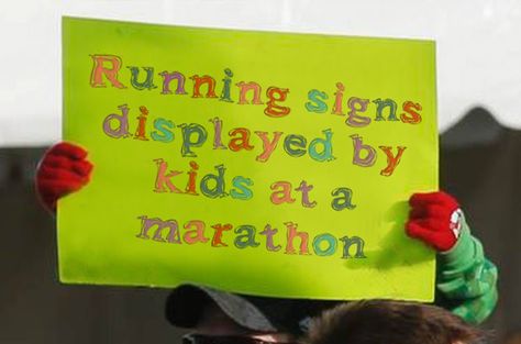 One of the highlights of a big race is when you run into spectators with funny and inspiring placards. Here is a collection of inspiring, creative and funny signs made by children to lend support to a parent, grandparent or an aunt as they pass by. Running Posters For Races Funny, 5k Race Signs, Marathon Cheer Signs, Fun Run Signs For Kids, Bike Race Signs Funny, Marathon Signs For Dad, Jog A Thon Poster Ideas, Marathon Race Signs, Funny Cross Country Signs