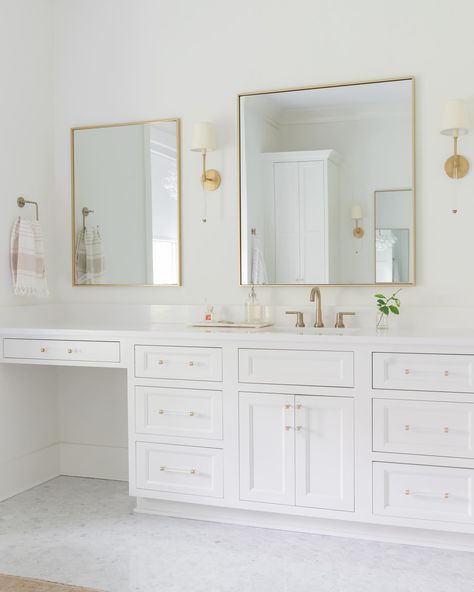 Light and airy ✨ . . . 📸 @allisonelefantephoto #ellerslieinteriors #bathroomsofinstagram #bathroomdesign #bathroomdecor #bathroomremodel #bathroominspiration #bathroomideas #nashvilleinteriordesigner Vanity With Vessel Sink, Modern Double Sink Bathroom Vanity, 72 Inch Vanity, Console Vanity, Brushed Nickel Cabinet Hardware, Semi Recessed Sink, Vintage Tub, Timeless Bathroom, Riverside Drive