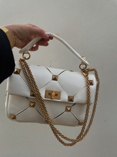 White Valentino Bag 🤍 Valentino Purse, Valentino Bags, Handbags