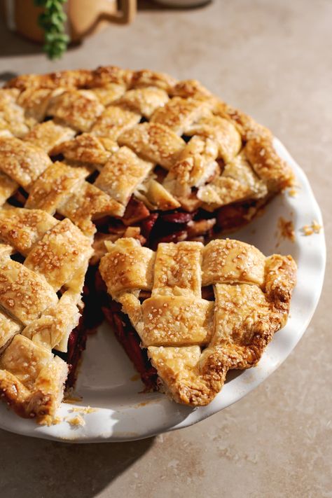 This cherry apple pie is made with a crispy and flaky pie crust and a juicy cherry and apple filling. It's the perfect pie to make during the Fall season! #applepie #pie #cherry #fallbaking #baking | teakandthyme.com Apple And Cherry Pie, Apple Cherry Pie Recipe, Cherry Apple Pie Recipe, Cherry Apple Pie, Apple Cherry Pie, Apple Pie Filling Recipes, Pear Pie, Cherry Pie Recipe, Pie Filling Recipes