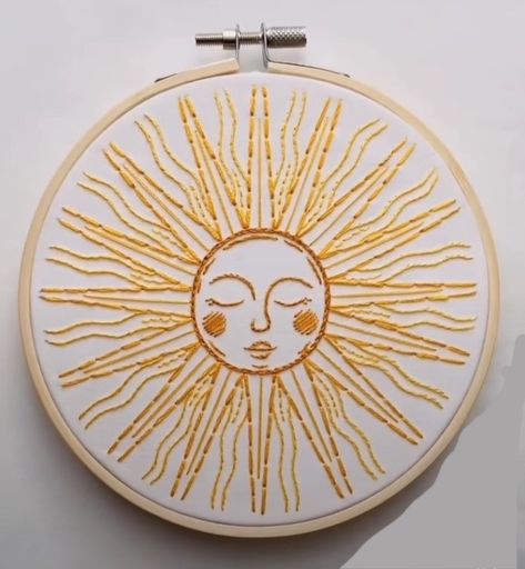 Sun Face Embroidery, Diy Embroidery Flowers, Sun Embroidery, Embroidered Sun, Pottery Inspo, Simple Embroidery, Embroidery Inspiration, Diy Embroidery, Embroidery Flowers