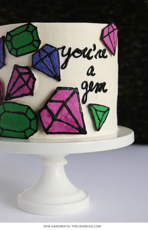 You're A Gem Cake with buttercream transfer tutorial | by Erin Gardner for TheCakeBlog.com Buttercream Transfer Tutorial, Buttercream Transfer, Gem Cake, Rose Cake Pops, Diamond Cake, Raspberry Cupcakes, Cake With Buttercream, Chocolate Wrapping, Ice Cake