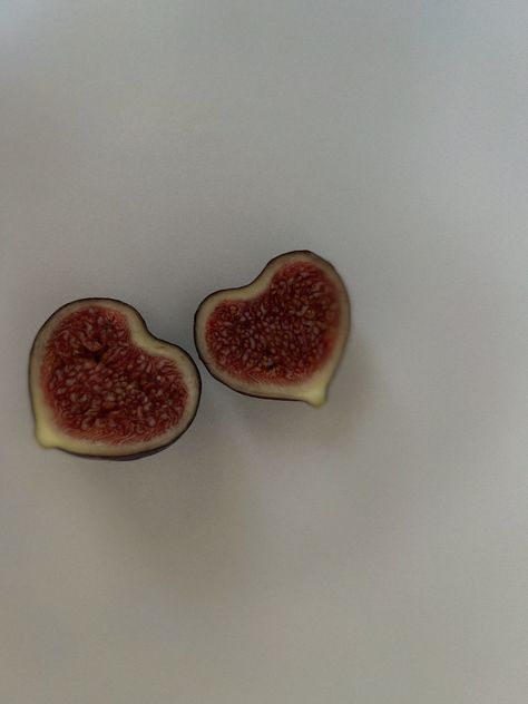 #love #fig #food #foodphotography #fruit #content #aesthetic #instagram #ideas #fashion #heart Fig Wallpaper Iphone, Fig Aesthetic Greek, Fig Wallpaper, Fig Aesthetic, Fig Food, Content Aesthetic, Fig Cookies, Fig Newtons, Fruit Hearts