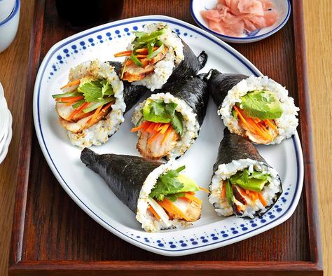 Have some fun assembling these delicious sushi cones by Good Food. A few drops of your favourite soy sauce, some sliced pickled ginger and just a touch of wasabi and you're good to go. Winter Food Ideas, Fresh Spring Rolls Recipe, Beef Sushi, Pickled Peaches, Raw Seafood, Sushi Ideas, Sushi Bowls, Spring Rolls Recipe, Gluten Free Fish