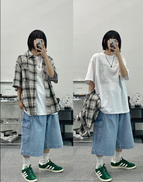 Baggy jorts outfit idea Baggy Jorts Outfit Idea, Jorts Outfit Idea, Baggy Shorts Outfit, Baggy Shirt Outfit, Baggy Korean Fashion, Jorts Outfit, Vintage Jeans Mens, Oversize Outfit, Baggy Shirt