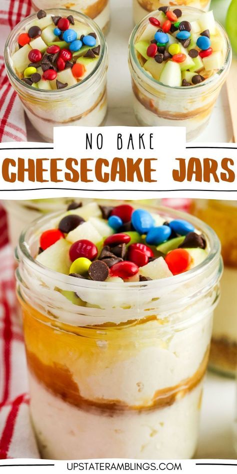 No Bake Cheesecake Jars Cheesecake Jar Desserts, Dessert Jars Ideas Easy, No Bake Mason Jar Desserts Recipes, Jar Cheesecake, Baked Apple Cheesecake, Mason Jar Desserts Recipes, Cheesecake Jars, Layer Cheesecake, Jar Desserts