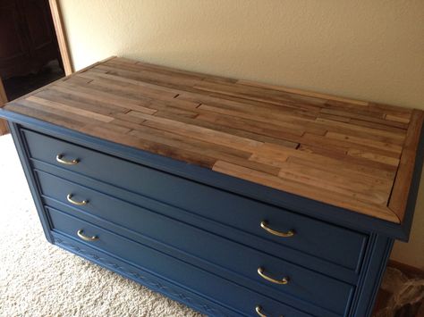 Top of navy dresser. Federal slate blue is paint color Navy Distressed Furniture, Navy And Wood Dresser, Blue And Wood Bedroom Furniture, Navy Blue And Wood Dresser, Slate Blue Furniture, Navy Bedroom Furniture, Office Furniture Makeover, Navy Dresser, Dresser Top Decor