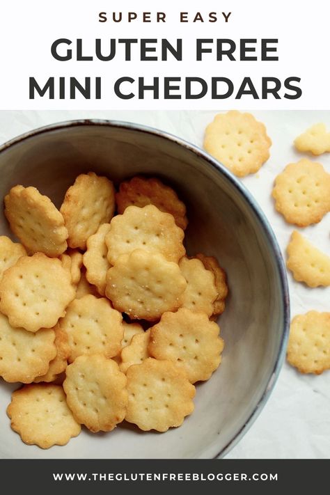 gluten free mini cheddars recipe cheese biscuits ritz crackers (2) Gluten Free Sausage Rolls, Mini Cheddars, Gluten Free Pizza Base, Cheddar Recipes, Gluten Free Sausage, Gluten Free Crackers, Gluten Free Biscuits, Savoury Biscuits, Gluten Free Recipes Bread