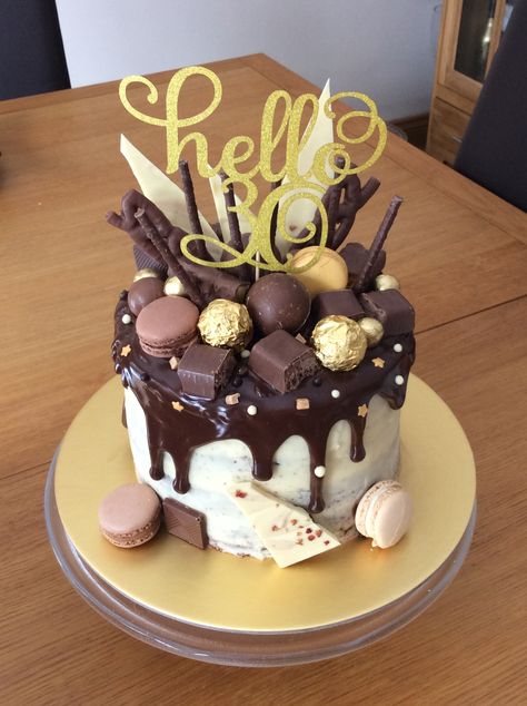 30th Birthday drip cake 30th Party Decorations, Extreme Chocolate Cake, 21st Birthday Cake For Guys, Cake 21st Birthday, Chocolate Cake Images, Cake Pinterest, Birthday Drip Cake, Birthday Cake For Men, Birthday Chocolate Cake