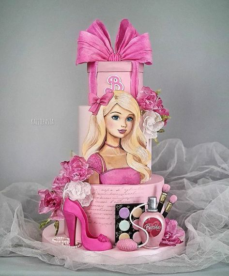 Barbie Cake Designs, Kue Fondant, Cake Barbie, Elegant Cake Design, Glam Birthday, Barbie Birthday Cake, Barbie Theme Party, Fondant Cake Designs, Barbie Doll Set