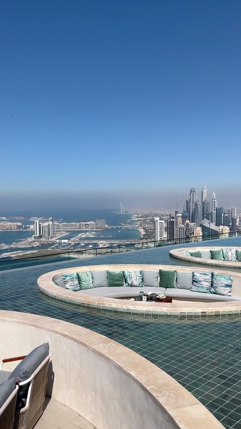 Infinity Pool With View, Dubai Eye, Luxury Beach Resort Aesthetic, Address Beach Resort Dubai, Infinity Pool Mountain View, Dubai Room View, Infinity Pool Ocean View, Dubai Photography, Billionaire Lifestyle Luxury Living