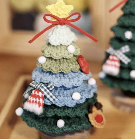 Crochet Christmas Tree Free Crochet Pattern For Christmas Trees, Knitted Xmas Decorations Free Patterns, Crochet Christmas Tree Free Pattern Easy, Crochet Crismas Ideas, Christmas Tree Amigurumi Free Pattern, Easy Crochet Christmas Tree Pattern, Easy Christmas Crochet Ideas, Free Crochet Christmas Tree Patterns, Easy Christmas Crochet Patterns Free