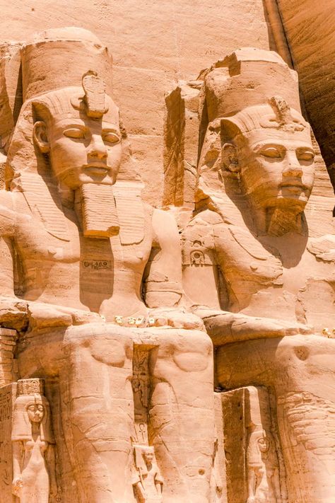 Abu Simbel Temple, Battle Of Kadesh, 7 World Wonders, Ancient Nubia, Abu Simbel, Ramses Ii, Christ The Redeemer, Mysterious Places, Lake Resort