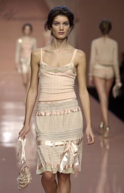 Bluemarine 2000s, Blumarine 2004, Blumarine Runway, Vintage Blumarine, Vintage Runway Fashion, 2004 Fashion, Coquette Icon, 90s Runway Fashion, Gathered Skirt