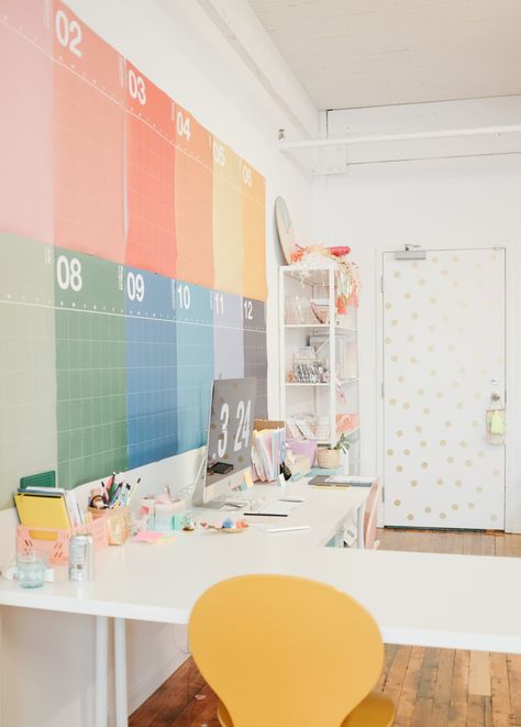 How to Decorate a Small Space filled with colour Big Office Decor, Playful Office, Colorful Office Space, Colorful Workspace, Colourful Office, Colorful Office Decor, Downtown Office, Marketing Office, Colorful Desk