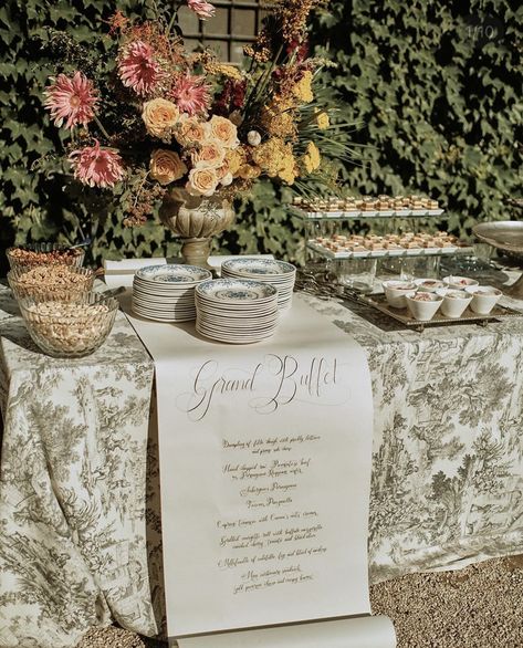 Italian Aperitivo, Wedding Theme Design, Menue Design, Wedding Buffet, Wedding Tablescapes, Wedding Mood Board, Wedding Catering, Wedding Mood, Italian Wedding