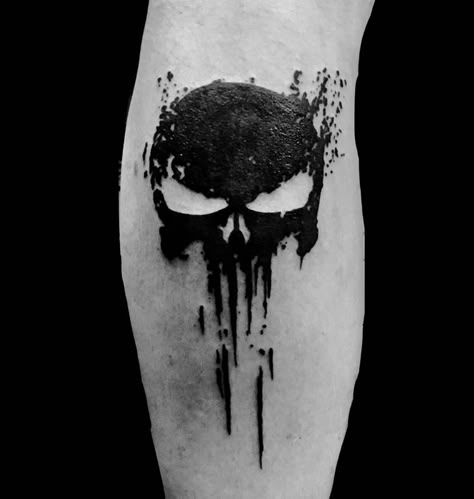 Punisher Tattoo For Men, Army Tattoos For Men, Punisher Skull Tattoo, Punisher Tattoo, Punisher Artwork, Cover Up Tattoos For Men, Tatuaje Cover Up, Spiderman Tattoo, Black Skull Tattoo