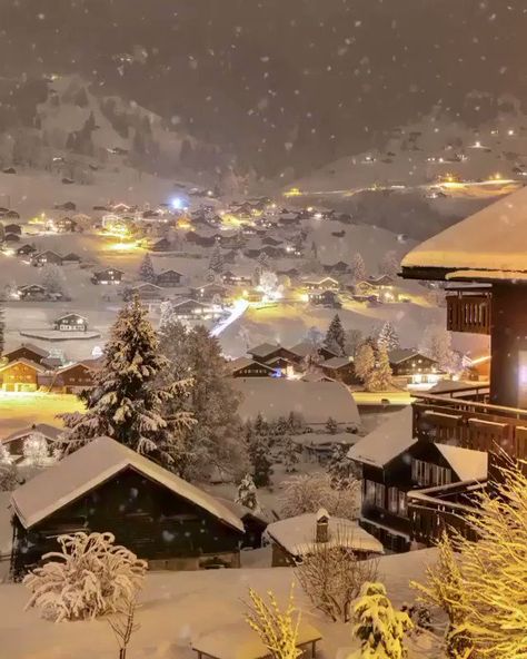 Buitengebieden on Twitter: "Snowy night in Switzerland.. ✨ https://t.co/ZLWe8JTZ7A" / Twitter Winter Szenen, Romantic Night, Winter Scenery, Winter Wonder, Christmas Aesthetic, Winter Scenes, Magic Kingdom, Most Beautiful Places, Winter Snow