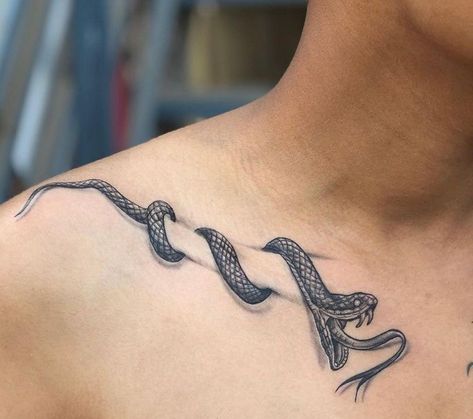 Tato 3d, Stammestattoo Designs, Tattoo Snake, Realistic Tattoo Sleeve, Band Tattoo Designs, Armband Tattoo Design, Snake Tattoo Design, Neck Tattoo For Guys, Chest Tattoo Men