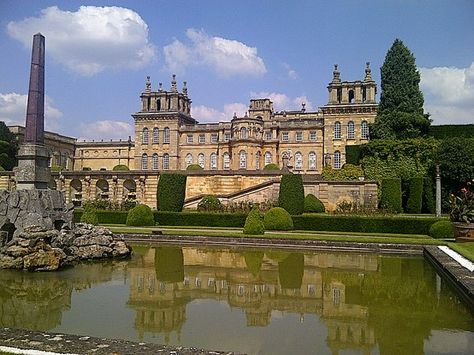 Bleinham Castle, UK Bleinham Palace, Blenheim Palace, Cambridge England, Beautiful Castles, Stately Home, Historical Architecture, Planet Earth, Woodstock, Wonderful Places